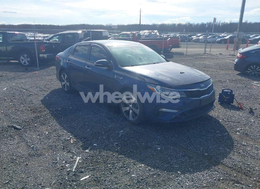 2020 Kia Optima S (VIN 5XXGT4L37LG403219) main photo