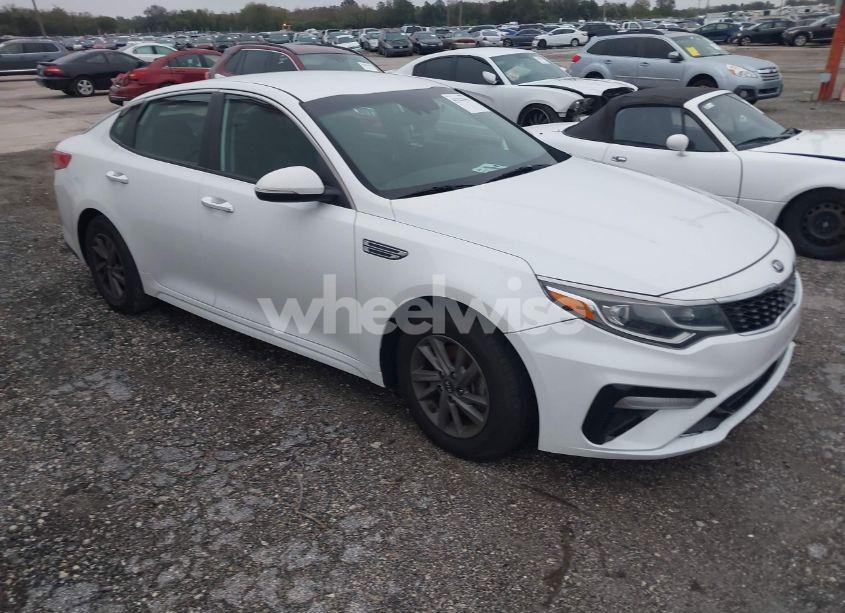2020 Kia Optima LX (VIN 5XXGT4L37LG403799) main photo