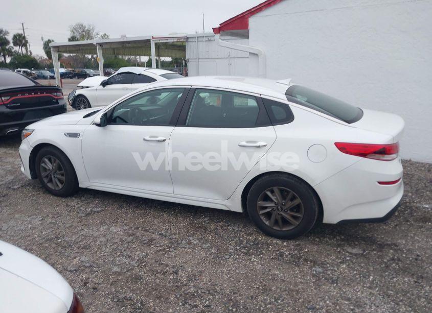 Photo 14 of 2020 Kia Optima LX (VIN 5XXGT4L37LG403799)