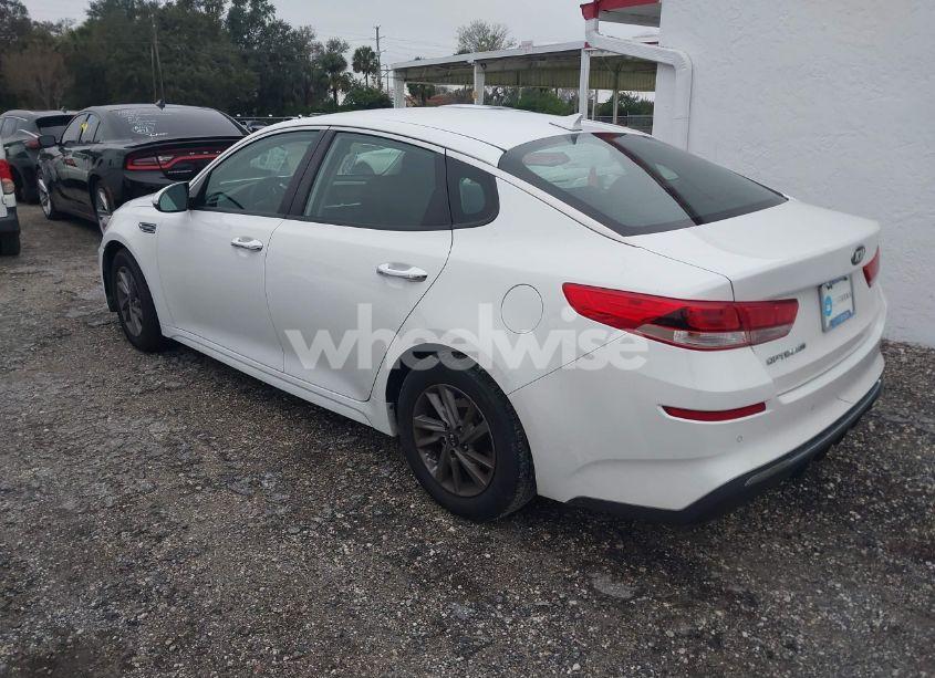Photo 3 of 2020 Kia Optima LX (VIN 5XXGT4L37LG403799)