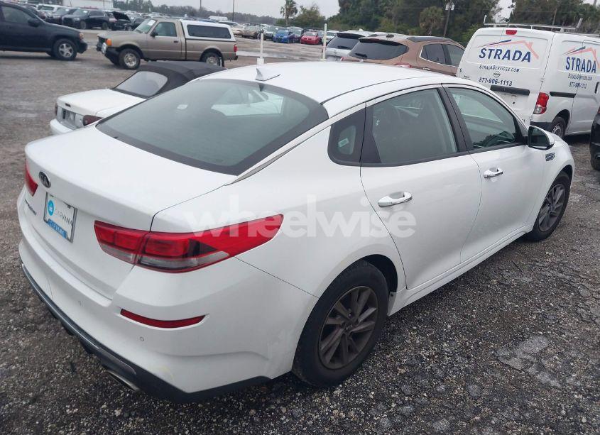 Photo 4 of 2020 Kia Optima LX (VIN 5XXGT4L37LG403799)