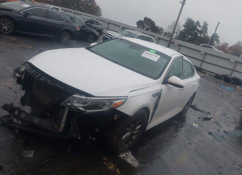 Photo 2 of 2020 Kia Optima LX (VIN 5XXGT4L37LG419971)