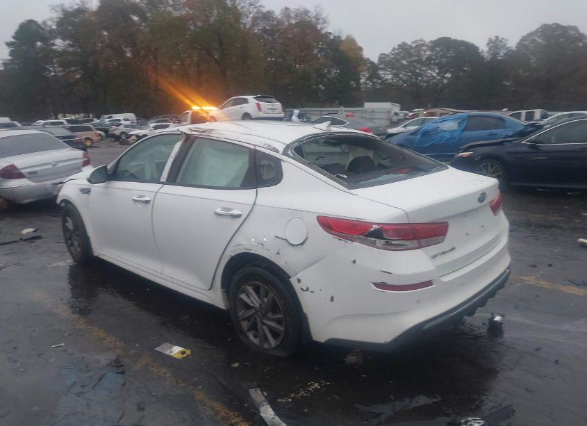 Photo 3 of 2020 Kia Optima LX (VIN 5XXGT4L37LG419971)