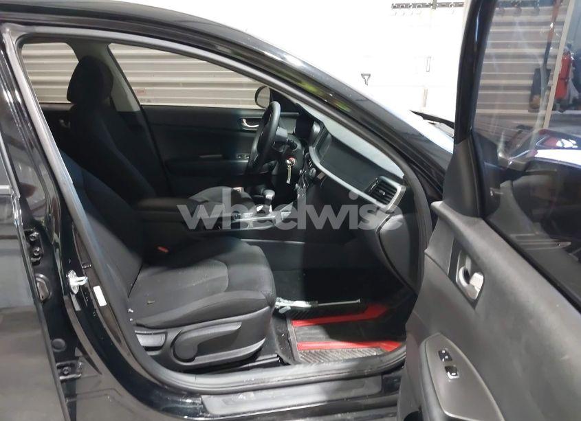 Photo 5 of 2020 Kia Optima LX (VIN 5XXGT4L37LG426614)