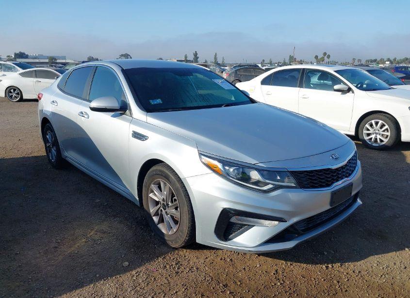 2020 Kia Optima LX (VIN 5XXGT4L37LG429139) main photo