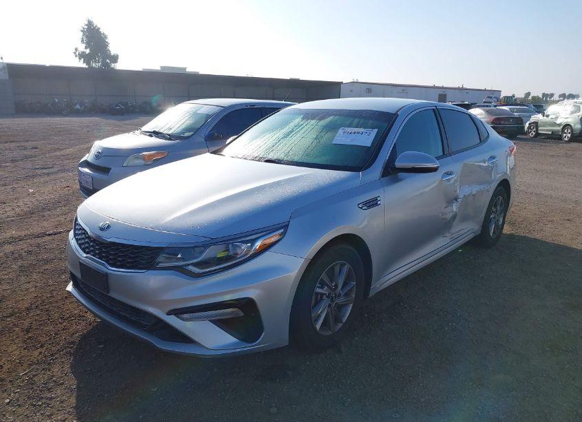 Photo 2 of 2020 Kia Optima LX (VIN 5XXGT4L37LG429139)