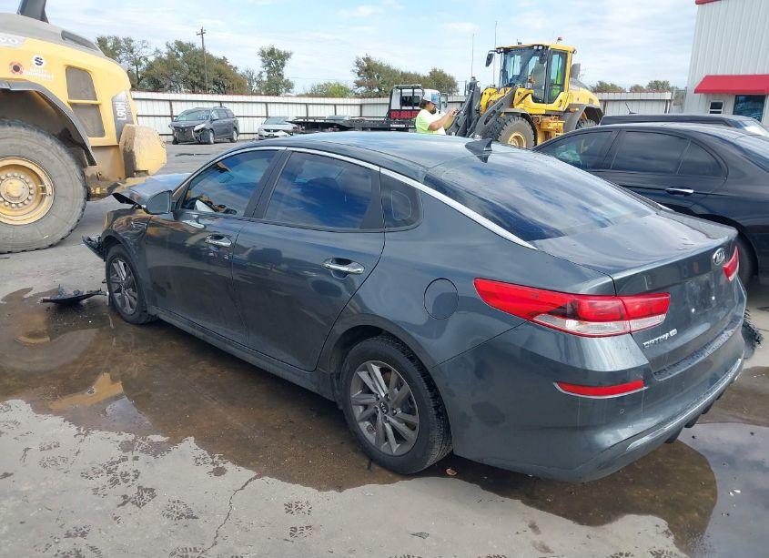 Photo 3 of 2020 Kia Optima LX (VIN 5XXGT4L37LG431411)