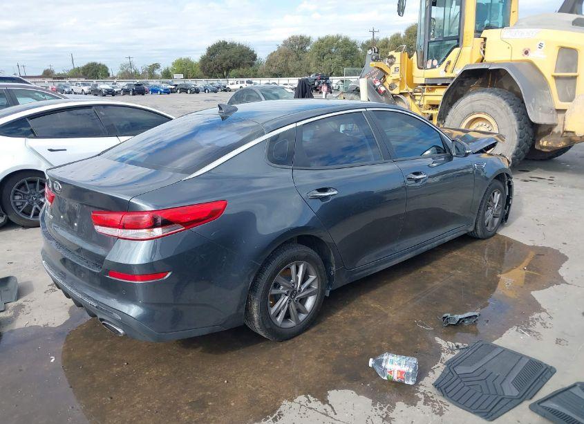 Photo 4 of 2020 Kia Optima LX (VIN 5XXGT4L37LG431411)