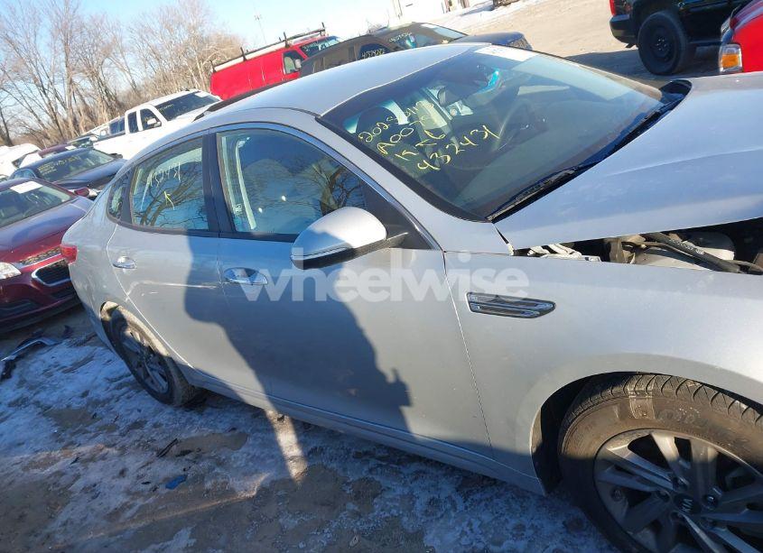 Photo 14 of 2020 Kia Optima LX (VIN 5XXGT4L37LG432431)