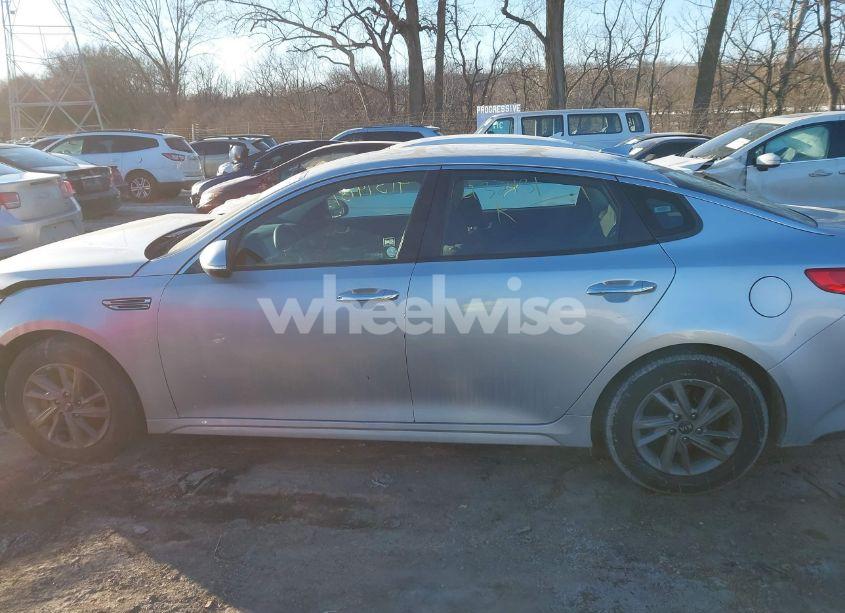 Photo 15 of 2020 Kia Optima LX (VIN 5XXGT4L37LG432431)
