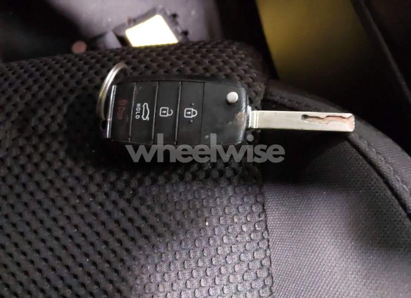 Photo 11 of 2020 Kia Optima LX (VIN 5XXGT4L37LG439976)