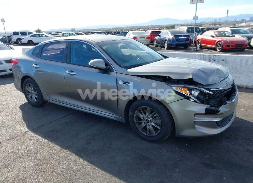 Photo 18 of 2016 Kia Optima LX (VIN 5XXGT4L38GG004941)