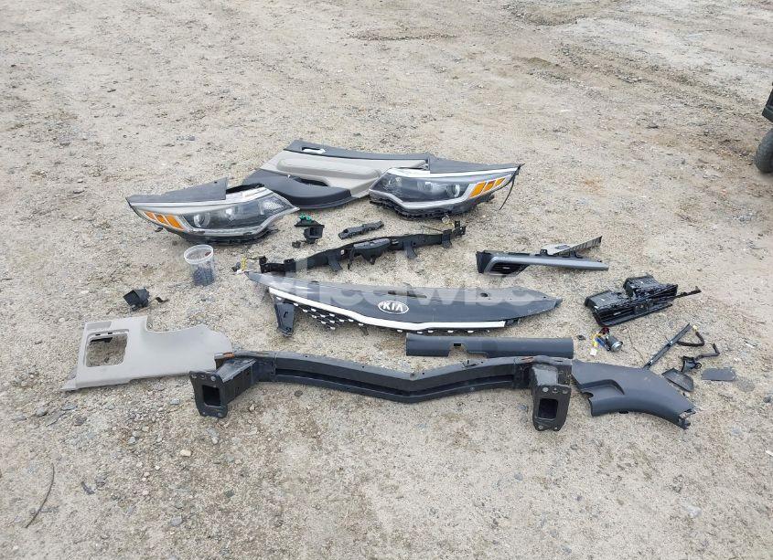 Photo 11 of 2016 Kia Optima LX (VIN 5XXGT4L38GG023697)