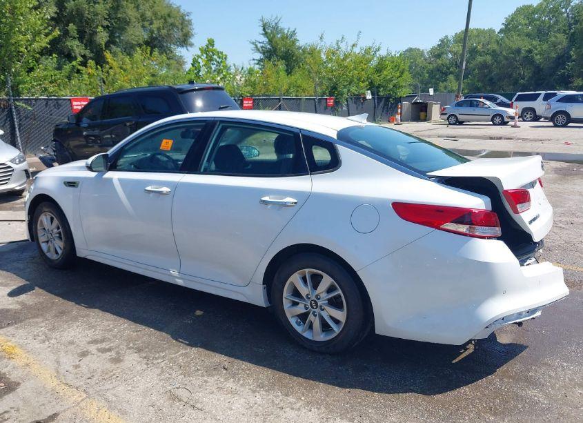 Photo 14 of 2016 Kia Optima LX (VIN 5XXGT4L38GG029855)