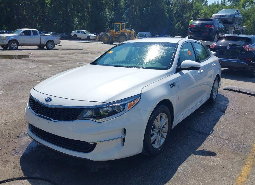 Photo 2 of 2016 Kia Optima LX (VIN 5XXGT4L38GG029855)