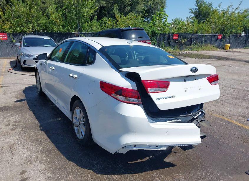 Photo 3 of 2016 Kia Optima LX (VIN 5XXGT4L38GG029855)