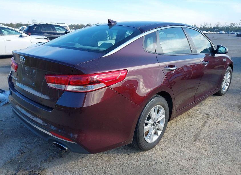 Photo 4 of 2016 Kia Optima LX (VIN 5XXGT4L38GG036398)