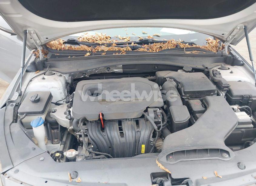 Photo 10 of 2016 Kia Optima LX (VIN 5XXGT4L38GG049202)