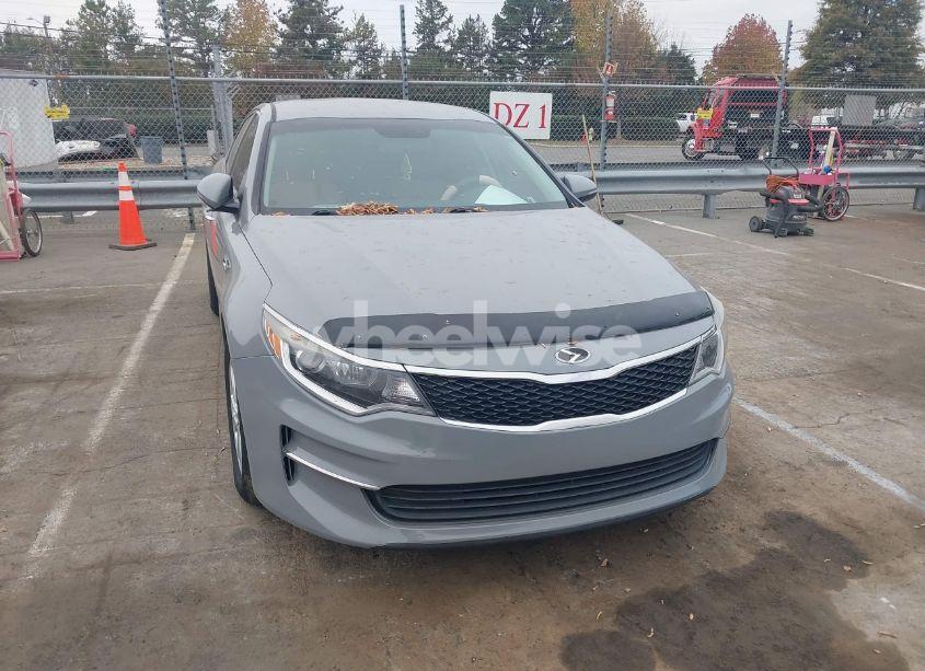 Photo 12 of 2016 Kia Optima LX (VIN 5XXGT4L38GG049202)