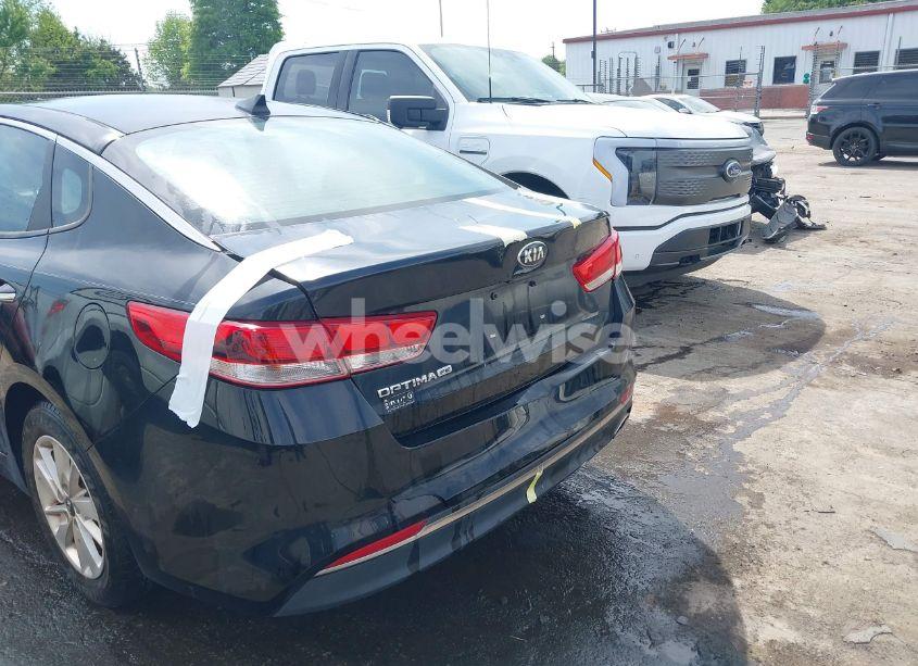 Photo 6 of 2016 Kia Optima LX (VIN 5XXGT4L38GG103100)