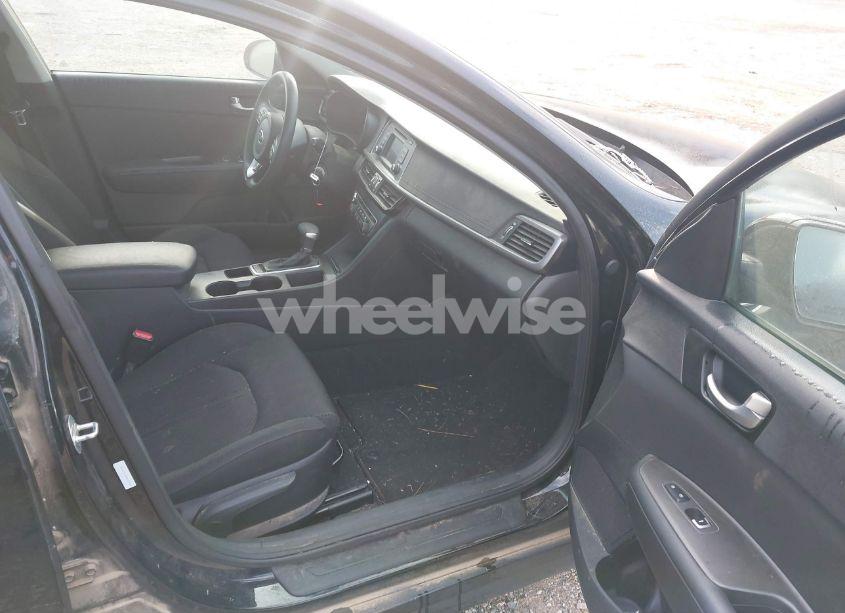 Photo 5 of 2016 Kia Optima LX (VIN 5XXGT4L38GG109639)