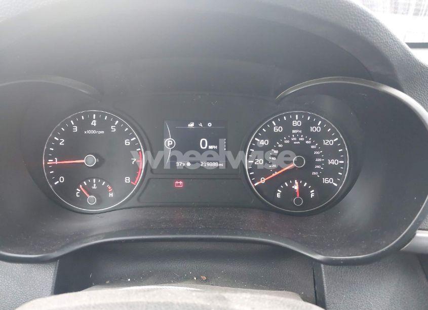 Photo 7 of 2016 Kia Optima LX (VIN 5XXGT4L38GG109639)