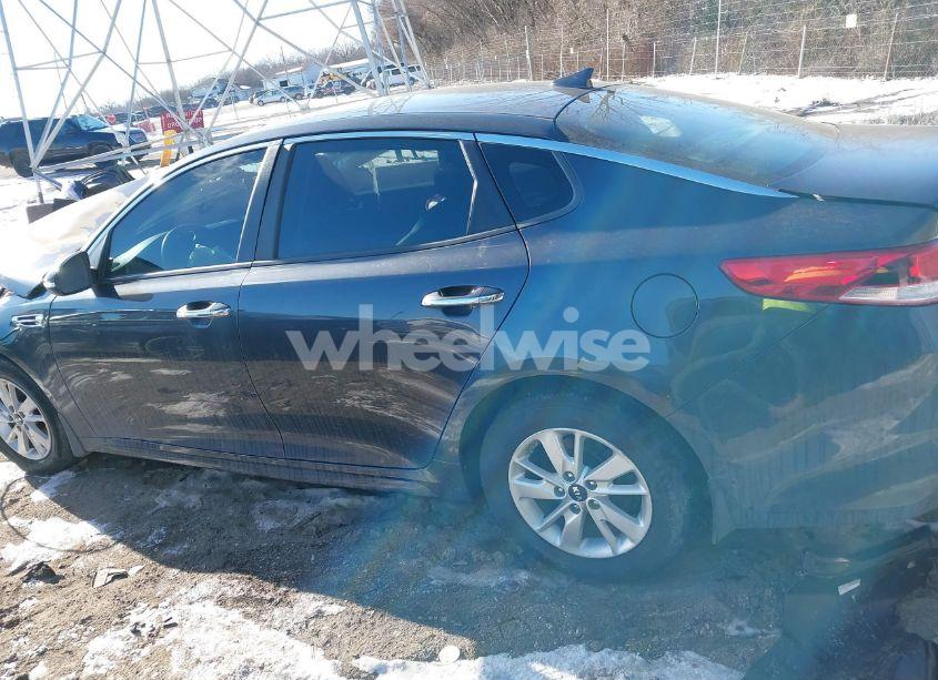 Photo 14 of 2017 Kia Optima LX (VIN 5XXGT4L38HG131612)