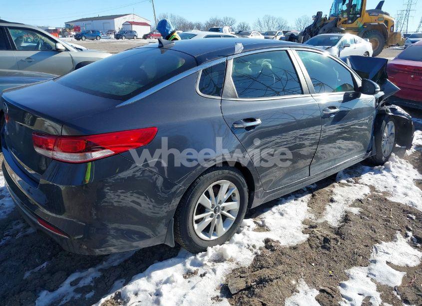 Photo 4 of 2017 Kia Optima LX (VIN 5XXGT4L38HG131612)