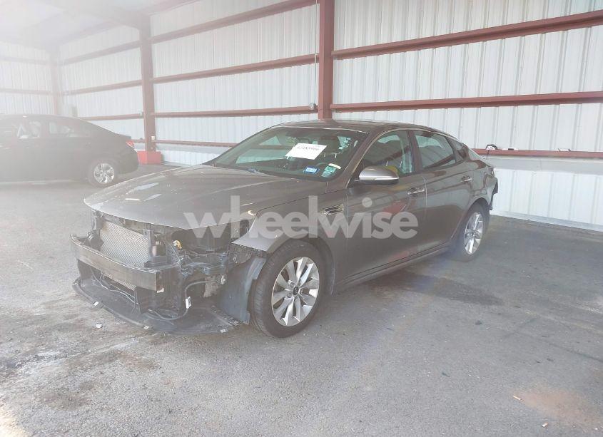 Photo 2 of 2017 Kia Optima LX (VIN 5XXGT4L38HG133201)