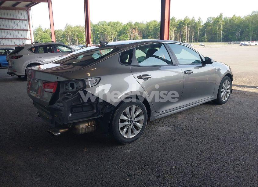 Photo 4 of 2017 Kia Optima LX (VIN 5XXGT4L38HG133201)