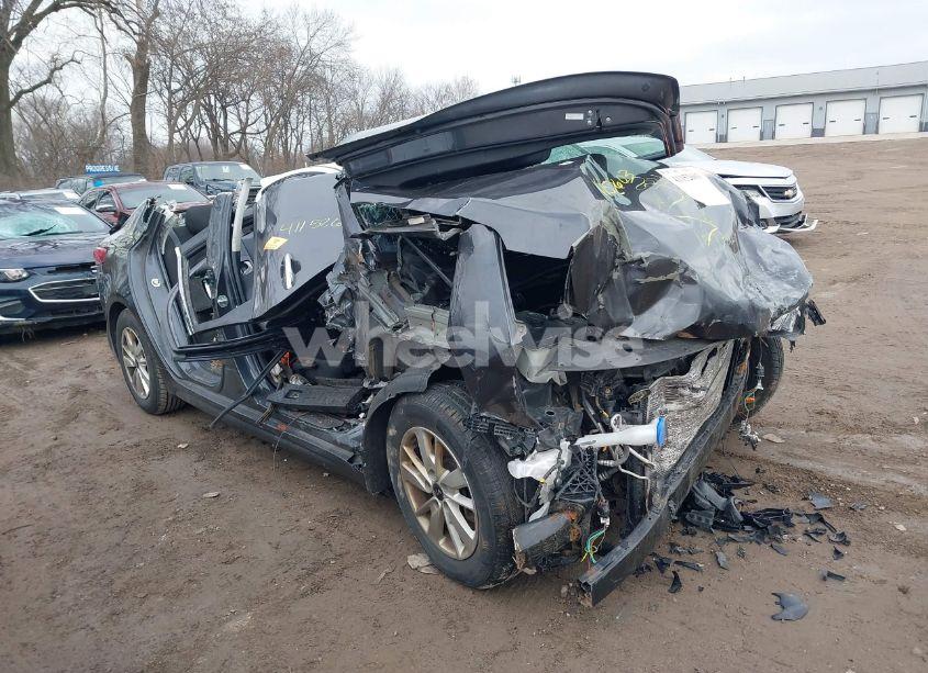 2017 Kia Optima LX (VIN 5XXGT4L38HG151391) main photo