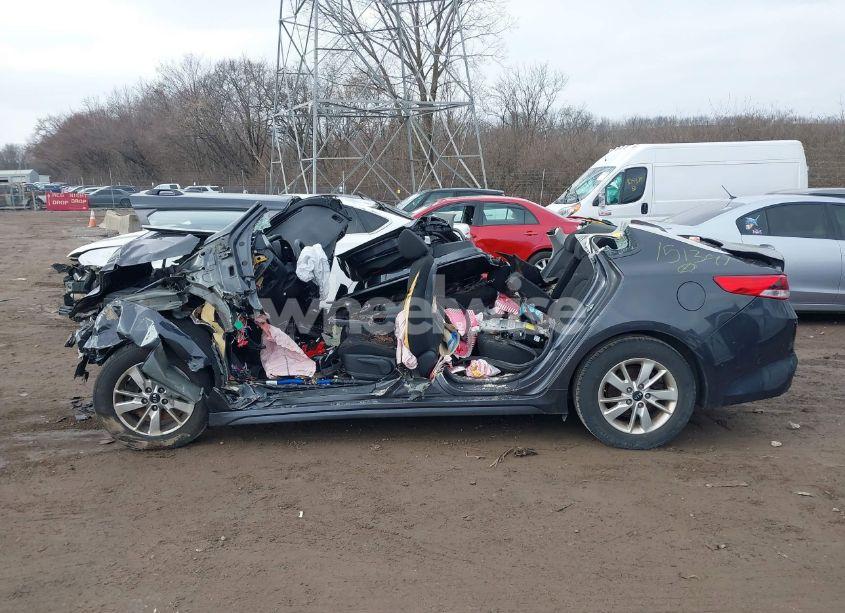 Photo 14 of 2017 Kia Optima LX (VIN 5XXGT4L38HG151391)