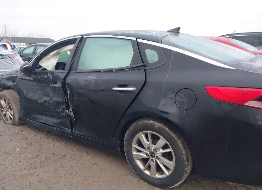 Photo 14 of 2017 Kia Optima LX (VIN 5XXGT4L38HG163525)
