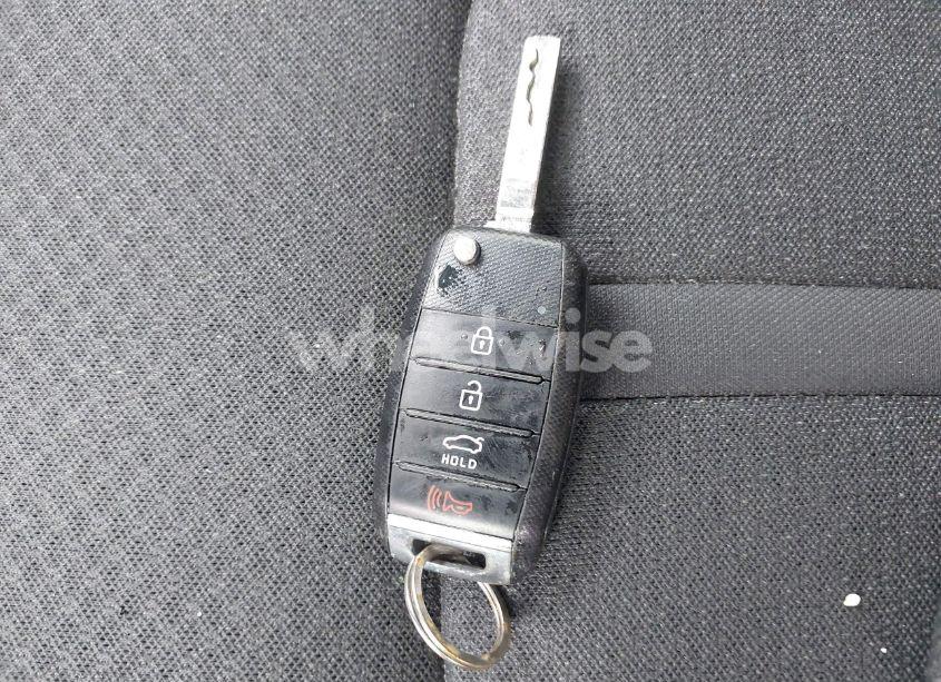 Photo 11 of 2017 Kia Optima LX (VIN 5XXGT4L38HG173035)