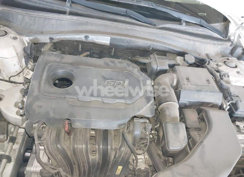 Photo 10 of 2018 Kia Optima LX (VIN 5XXGT4L38JG189645)