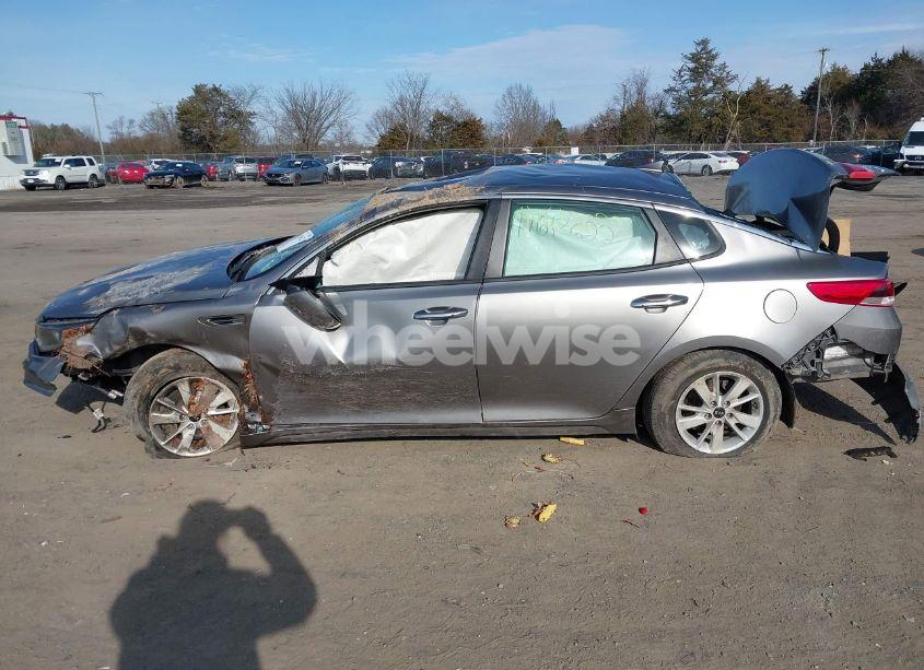 Photo 15 of 2018 Kia Optima LX (VIN 5XXGT4L38JG214219)