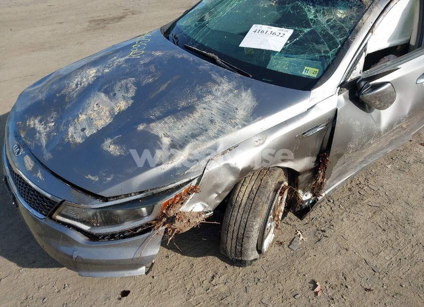 Photo 6 of 2018 Kia Optima LX (VIN 5XXGT4L38JG214219)