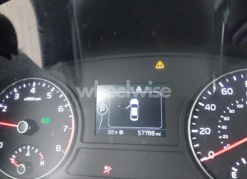 Photo 15 of 2018 Kia Optima LX (VIN 5XXGT4L38JG222725)