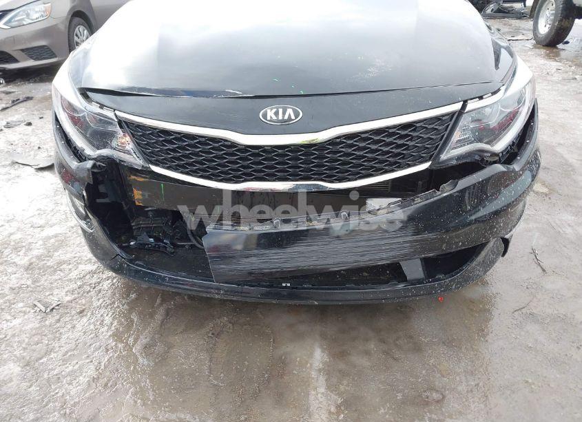 Photo 6 of 2018 Kia Optima LX (VIN 5XXGT4L38JG222725)