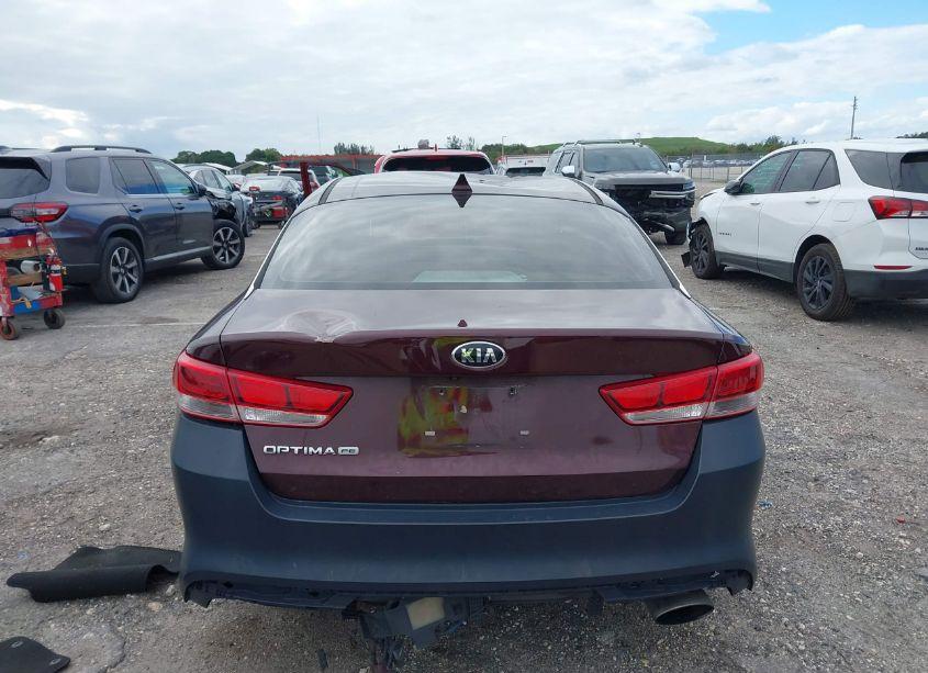 Photo 16 of 2018 Kia Optima LX (VIN 5XXGT4L38JG227696)