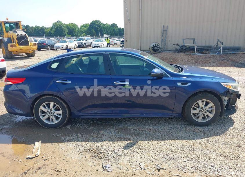 Photo 13 of 2018 Kia Optima LX (VIN 5XXGT4L38JG229819)