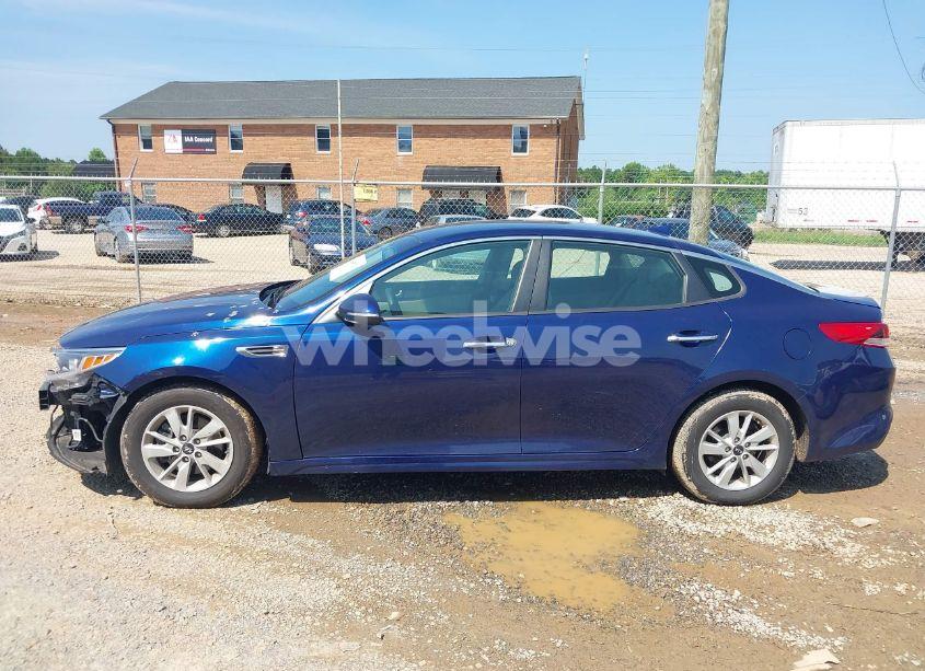 Photo 14 of 2018 Kia Optima LX (VIN 5XXGT4L38JG229819)