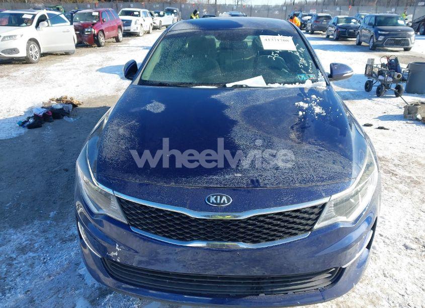 Photo 11 of 2018 Kia Optima LX (VIN 5XXGT4L38JG231277)
