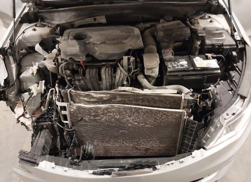 Photo 10 of 2018 Kia Optima LX (VIN 5XXGT4L38JG232624)