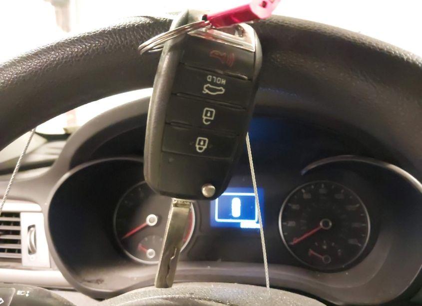 Photo 11 of 2018 Kia Optima LX (VIN 5XXGT4L38JG232624)