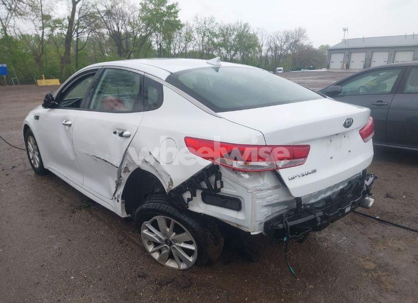 Photo 6 of 2018 Kia Optima LX (VIN 5XXGT4L38JG236267)