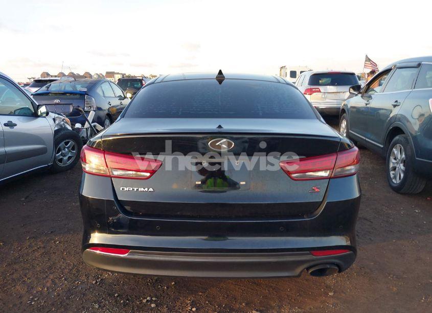 Photo 16 of 2018 Kia Optima S (VIN 5XXGT4L38JG240416)