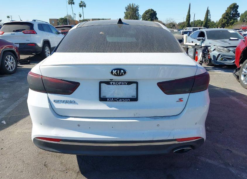 Photo 15 of 2018 Kia Optima S (VIN 5XXGT4L38JG241873)
