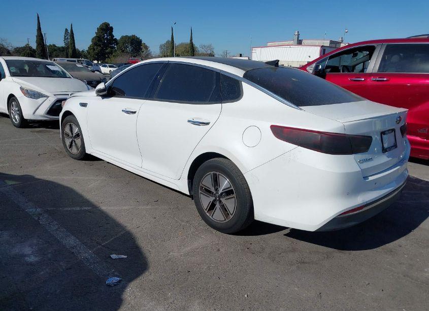Photo 3 of 2018 Kia Optima S (VIN 5XXGT4L38JG241873)