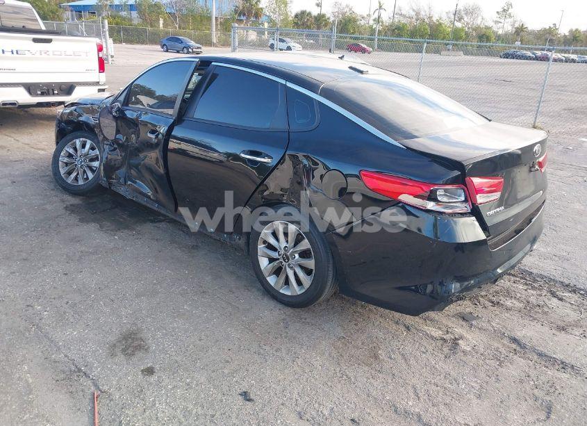 Photo 3 of 2018 Kia Optima LX (VIN 5XXGT4L38JG256924)